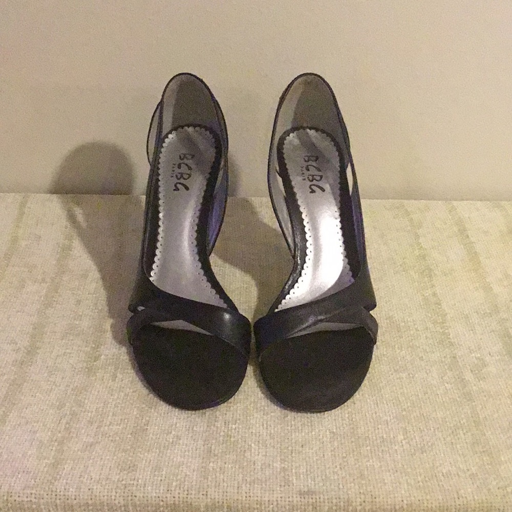 BCBG Paris Black size 8 heels